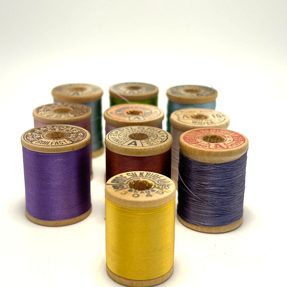 Vintage Silk Thread On Wooden Spools Lot of 10 - Picture 1 of 6